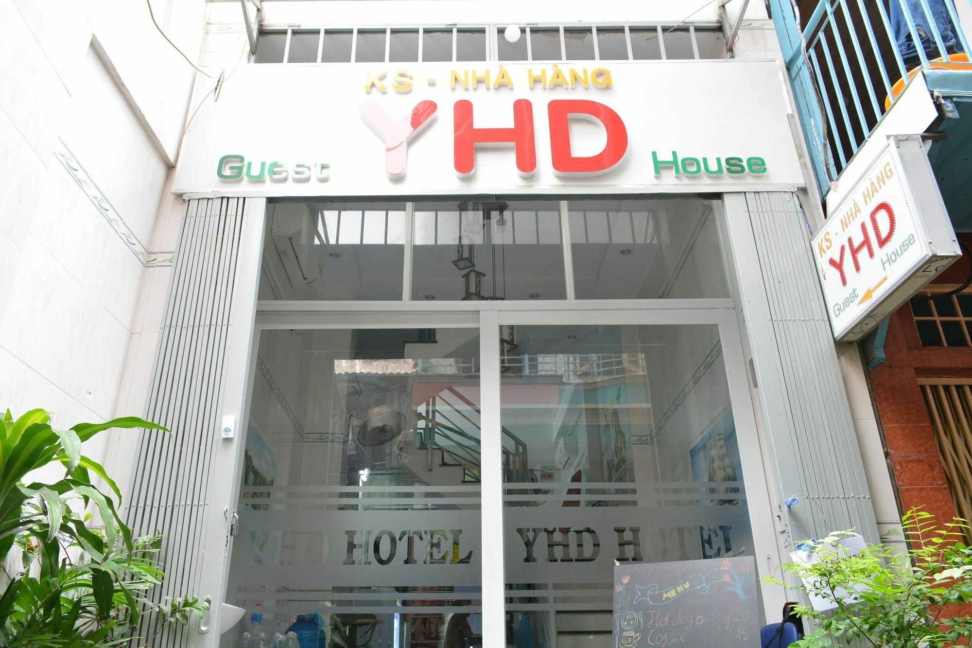 YHD Hotel Ho Chi Minh-stad Buitenkant foto