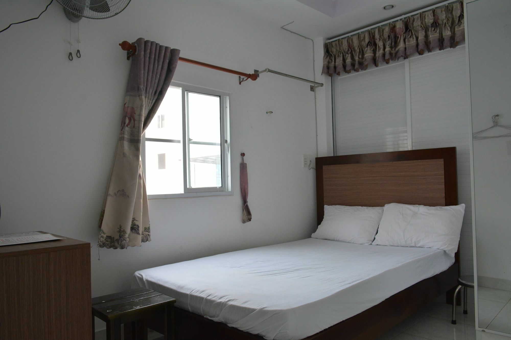 YHD Hotel Ho Chi Minh-stad Buitenkant foto